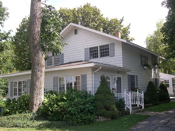 4th image of 317 Poplar Ave