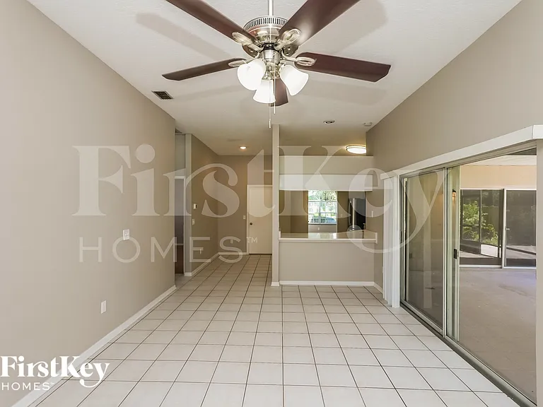 9712 Glenpointe Dr — Photo 4
