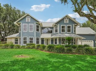 1013 Winchester Ln, Valrico, FL 33594