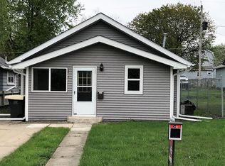 3518 Rollins Ave, Des Moines, IA 50312
