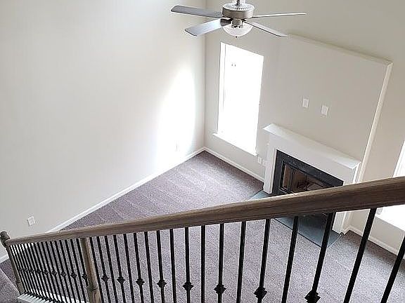 4th image of 110 Highwood Dr