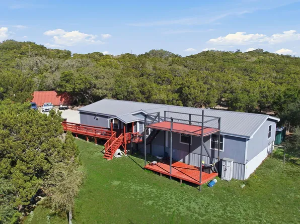 197 Lake View Dr, Lakehills, TX 78063