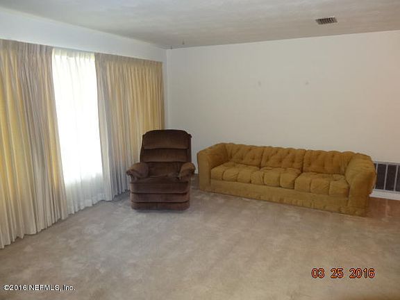 5th image of 2411 Lofberg Dr