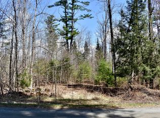 19 Oldham Rd, Saint Albans, ME 04971