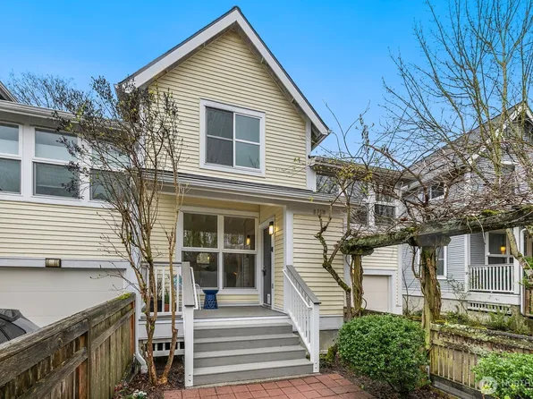 6726 35th Place S, Seattle, WA 98118