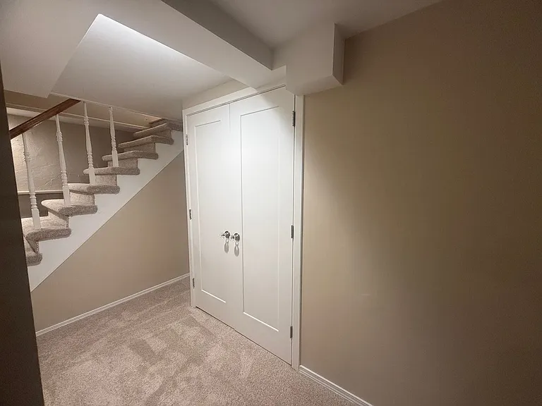 834 N Newport St — Photo 21