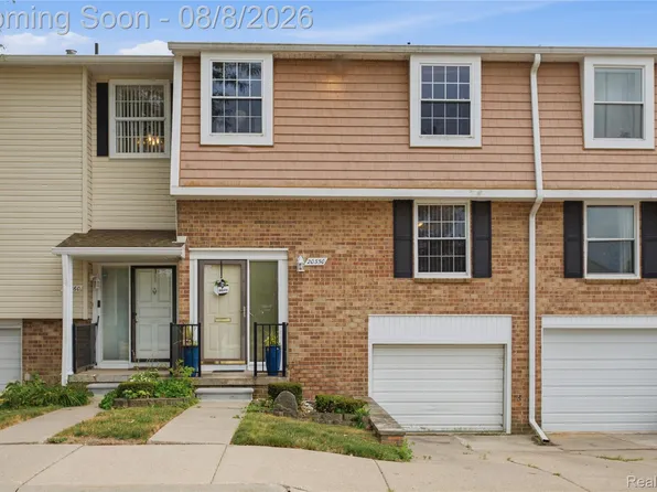 20350 Weybridge St, Clinton Township, MI 48036
