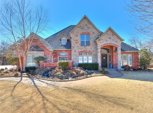 2650 W Sierra Springs Dr, Edmond, OK 73012