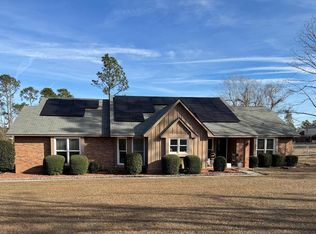 818 Miracle Ln, Vidalia, GA 30474