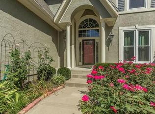 11910 Noland St, Overland Park, KS 66213