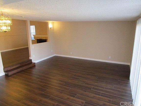 3rd image of 1620 Charlemont Ave