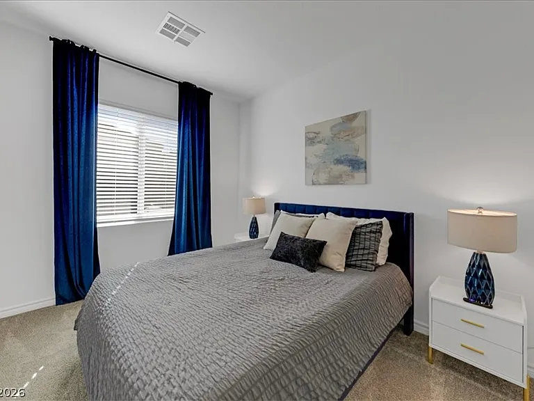 299 Mount Tyndall St — Photo 7