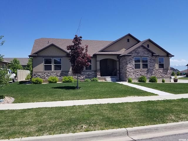 1st image of 1714 N Andrews Ln