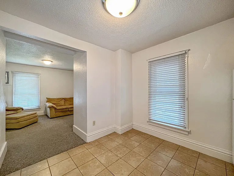519 Welch Ave. — Photo 22