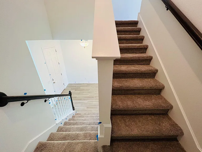 2223 Derwent Dr — Photo 9