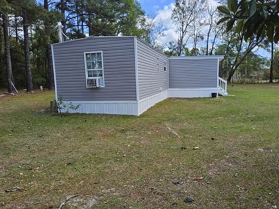 5th image of 153 Crepe Myrtle Dr.