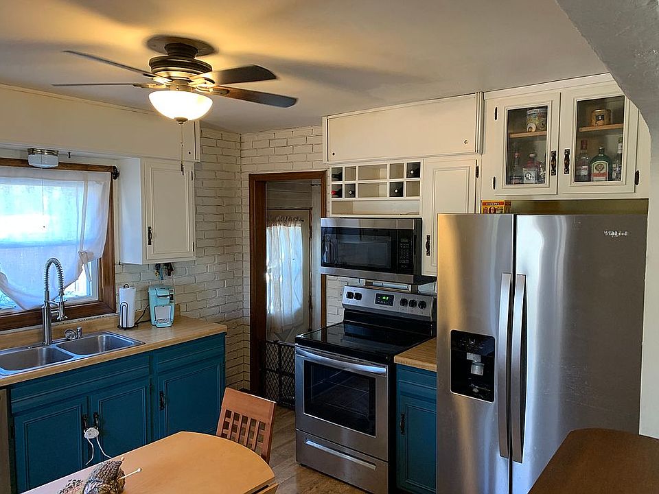 1st image of 1511 S Willard Ave