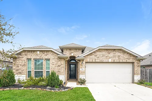 723 Autumn Lake Ln Photo 1