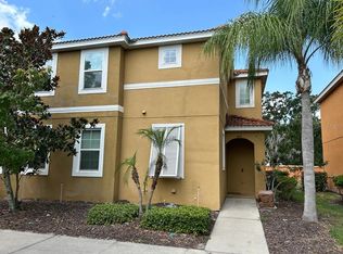 820 Las Fuentes Dr, Kissimmee, FL 34746