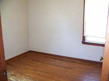 3rd image of 9516 Echo Ln