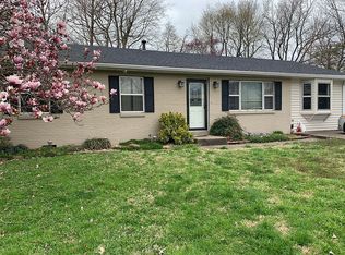 153 N West Ln, Jackson, MO 63755