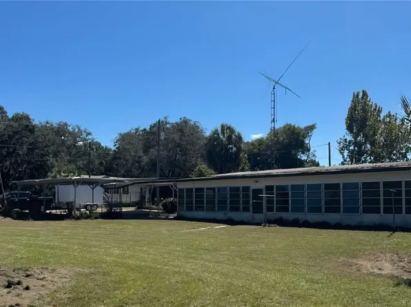 13046 SE 102nd Ter, Ocklawaha, FL 32179