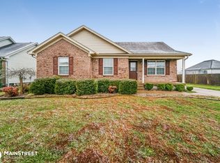 792 Oak Grove Blvd, Shepherdsville, KY 40165