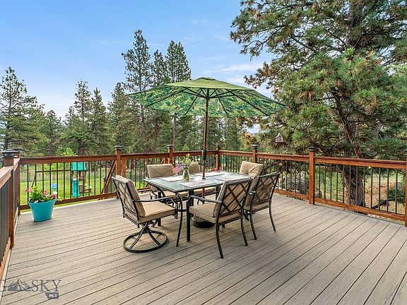 5th image of 68 Pine Ridge Cir