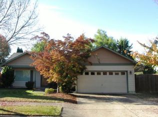 4172 Sabrena Ave, Eugene, OR 97404