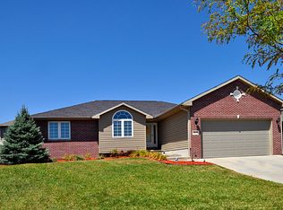 7649 Upton Grey Ln, Lincoln, NE 68516