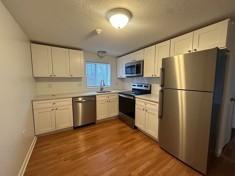 1st image of 504 Broad St #6