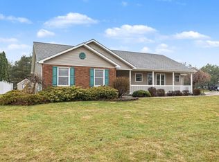 4167 W Crossings, Saginaw, MI 48603