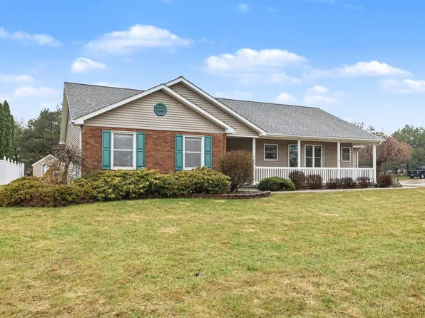 4167 W Crossings, Saginaw, MI 48603