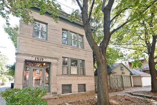 1st image of 1519 W Berteau Ave