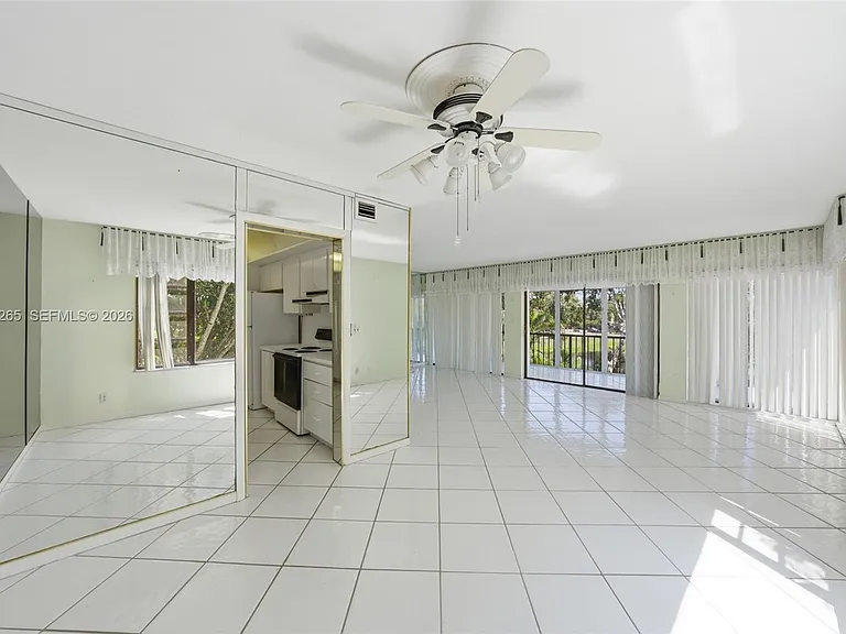 6010 S Falls Circle Dr #323 — Photo 10