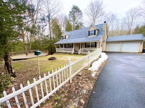 3464 Spruce Cabin Rd, Cresco, PA 18326