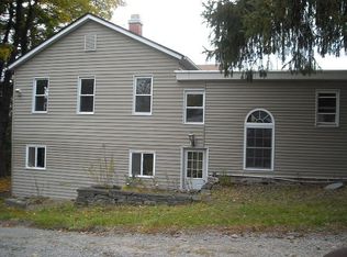 439 Old Union Rd, Equinunk, PA 18417