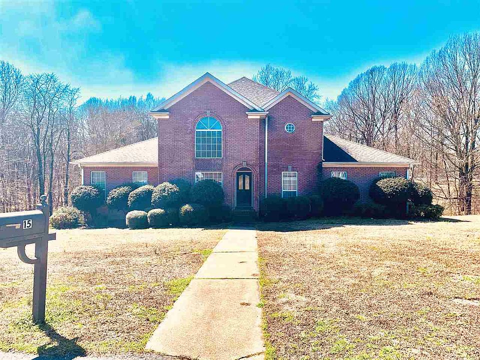 1st image of 15 Poplar Cir