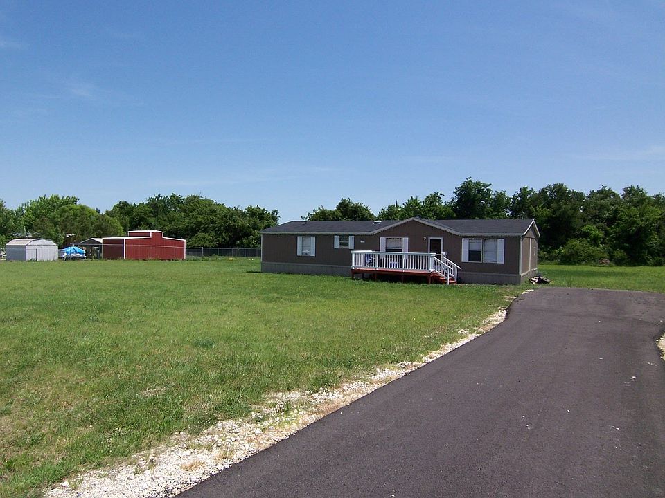 1st image of 105 Billabong Ct