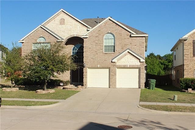 1st image of 830 Graystone Dr