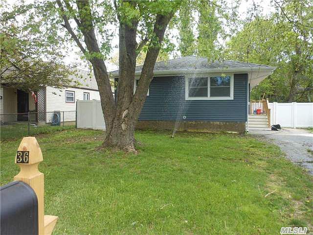 1st image of 36 Brushwood Dr