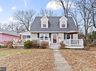 916 Bryant Ave, Colonial Beach, VA 22443