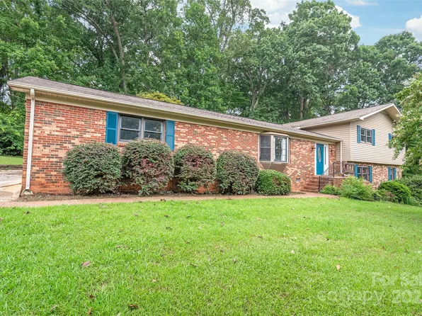 43 Bowen Dr, Belmont, NC 28012