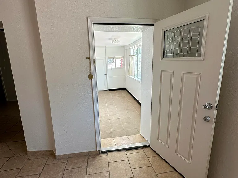 902 Orange St — Photo 18