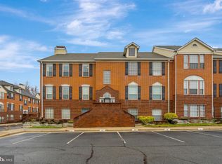 668 Gateway Dr SE UNIT 403, Leesburg, VA 20175