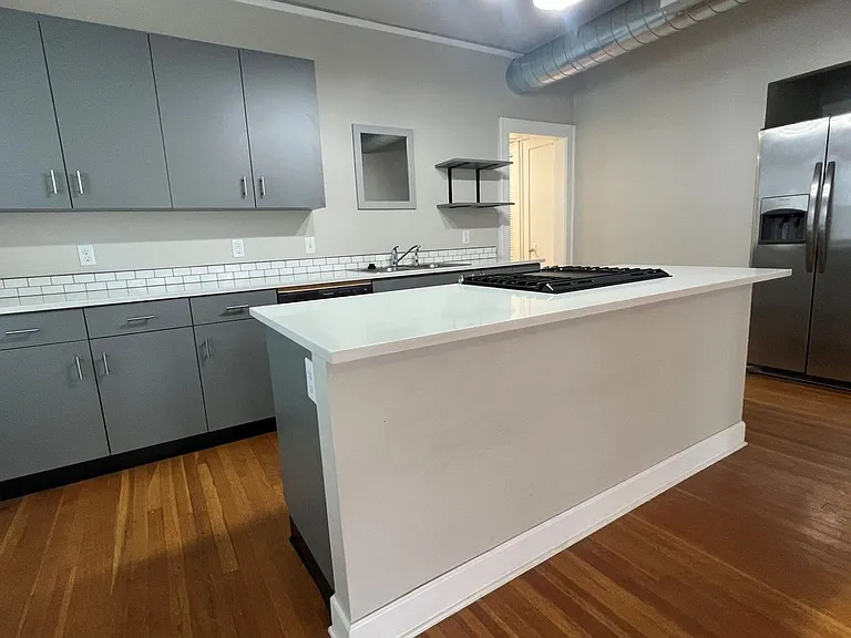 1214 S Elgin Ave — Photo 32