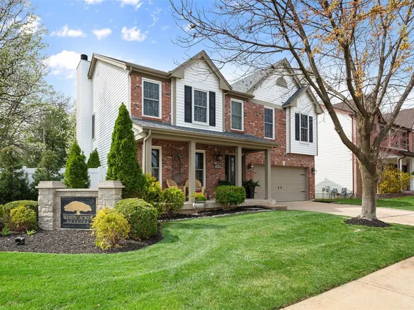 299 Windy Acres Estates Dr, Ballwin, MO 63021