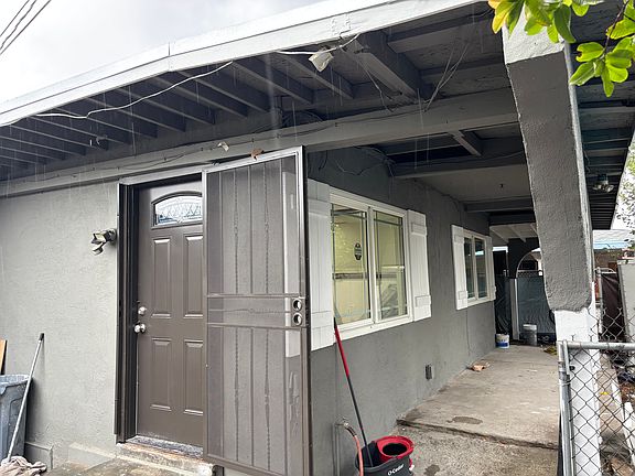2nd image of 1049 Independence St