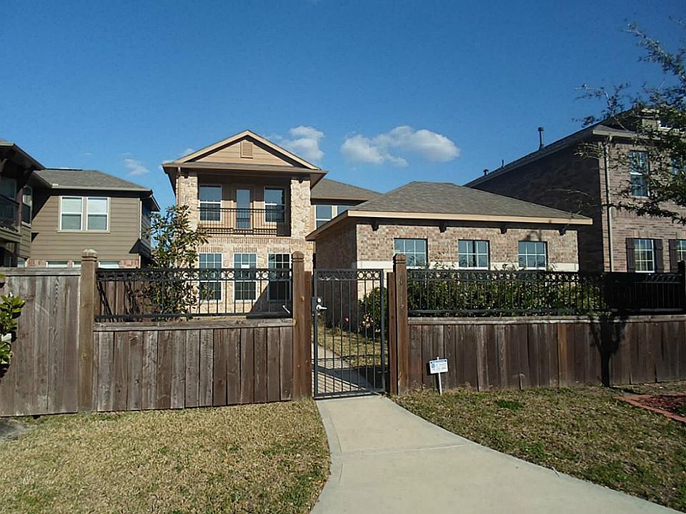 1st image of 8118 Almera Falls Dr
