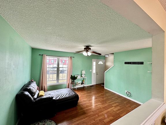 4th image of 1904 Salter Pl